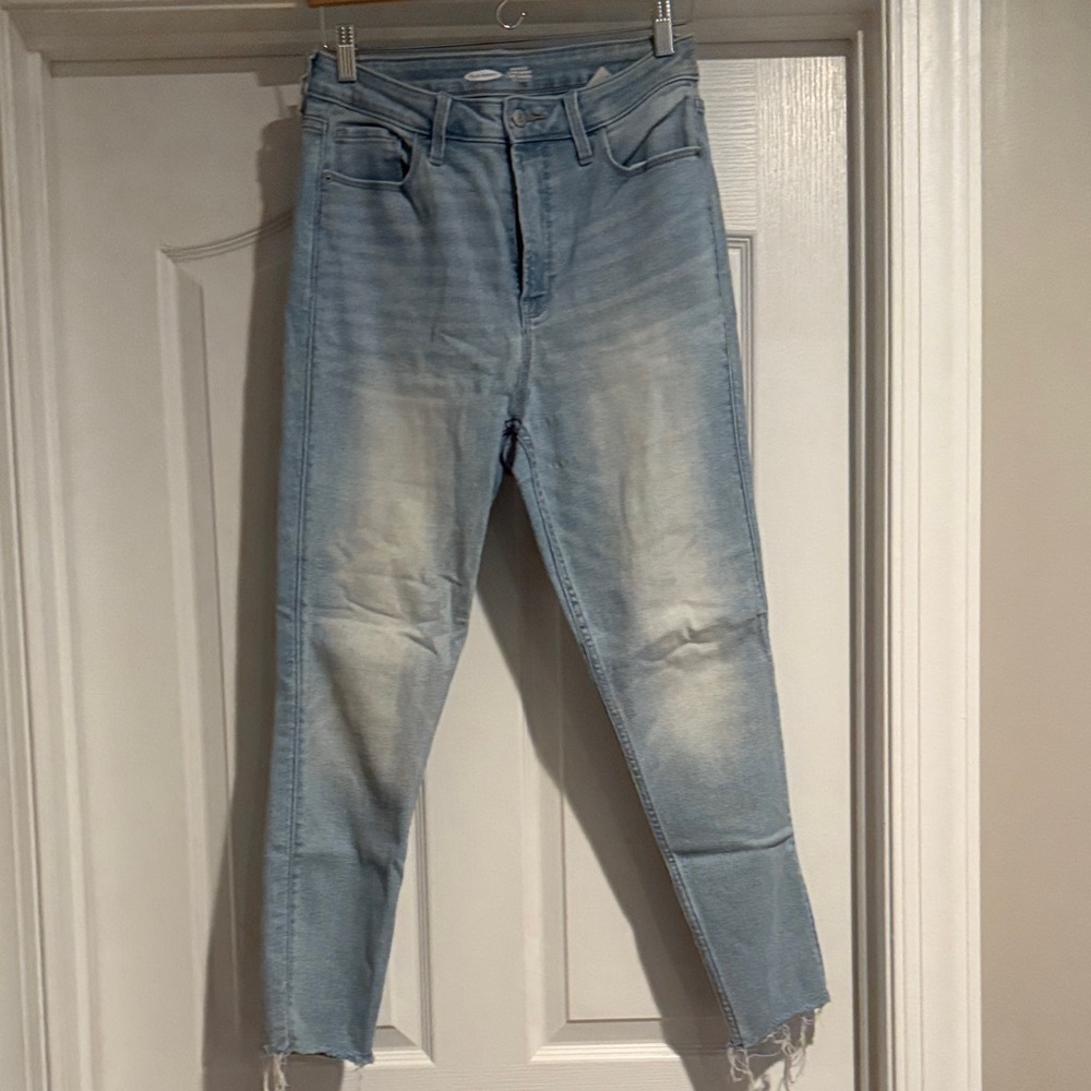 Old Navy Light Wash Women's Ankle Jeans